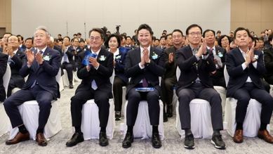 경기도의회 김진경 의장, NH농협은행 경기본부 신사옥 준공식 참석...경기도 금융과 농업 발전의 구심점 역할 당부