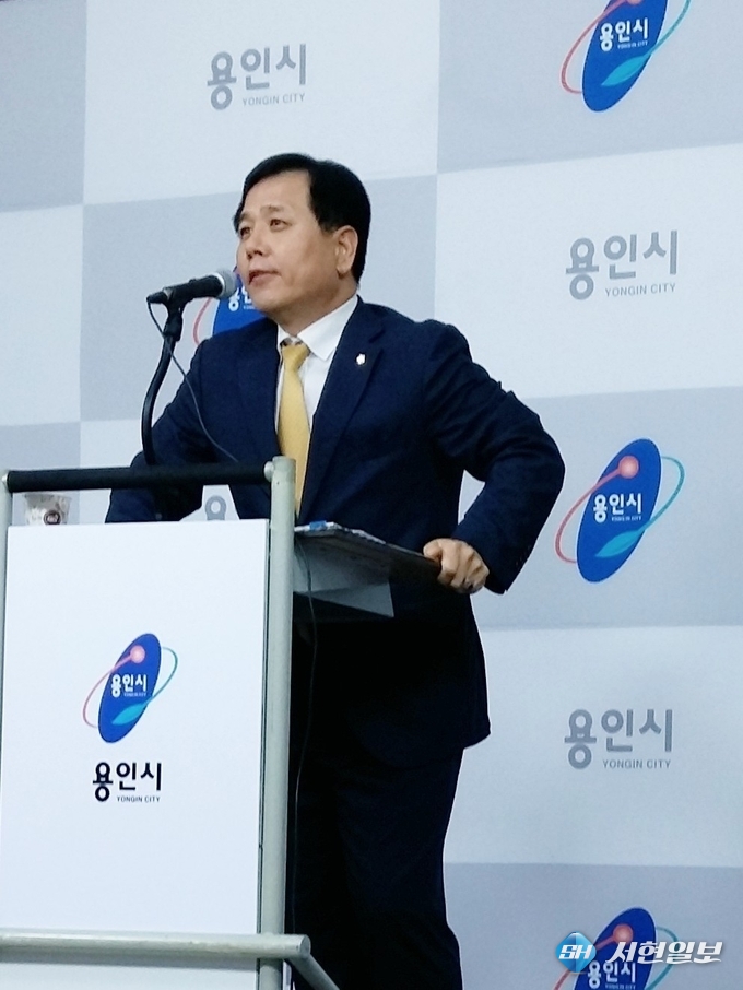 한겨레정치연구소 김현욱 이사장