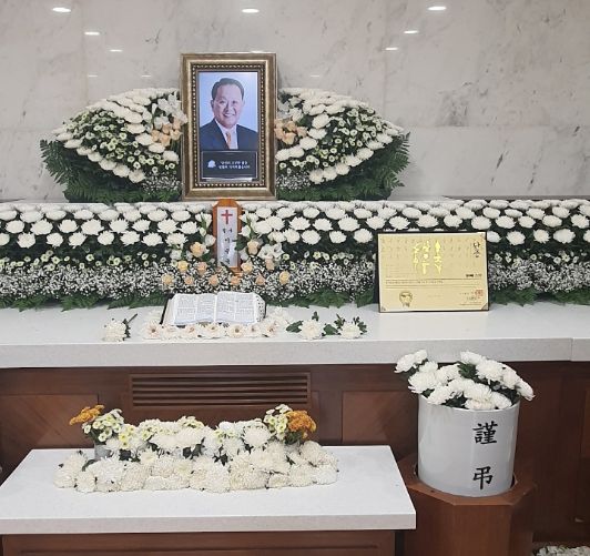 추서단증이 놓여진 故 이승국 전 한국체육대학교 총장의 빈소 모습