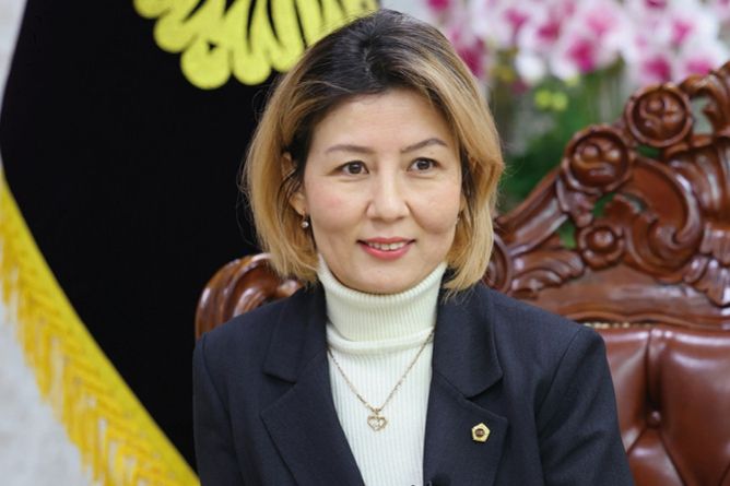 서울시의회 아이수루 의원