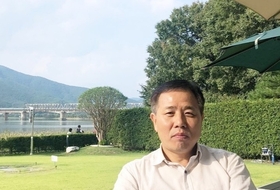 우리 모두 미래와 내일을 향한 큰 정치를 하자