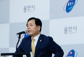 옳음의 진리와 신념이 있으면 당당히 나아가는 것이 젊음이다.