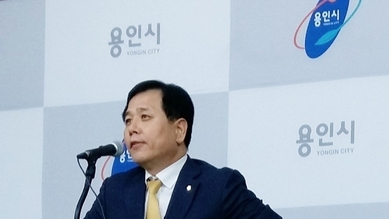 옳음의 진리와 신념이 있으면 당당히 나아가는 것이 젊음이다.